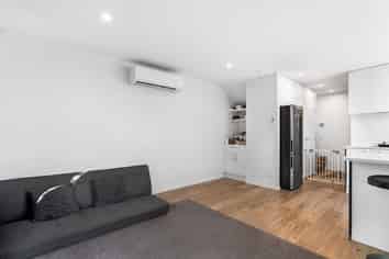 70E Olliviers Road, Phillipstown