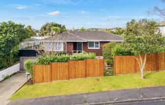 16 Roick Parade, Glen Eden