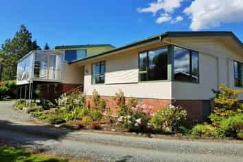 21 Fergus Square, Te Anau