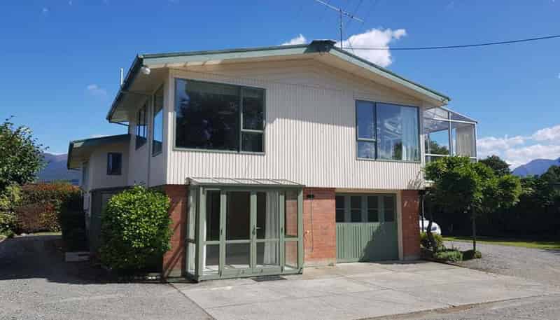 21 Fergus Square, Te Anau