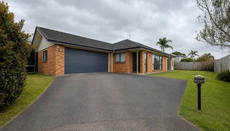 39 Ranchod Terrace, Pukekohe
