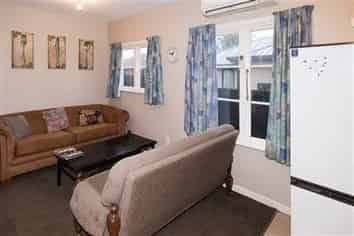 103 Aorangi Road, Bryndwr