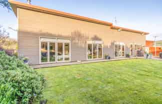12 Morton Street, Riverton