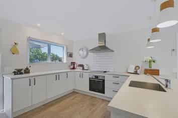 33 Navigation Drive, Cooks Beach