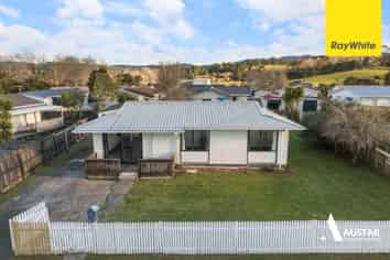 4 Starforth Place, Henderson