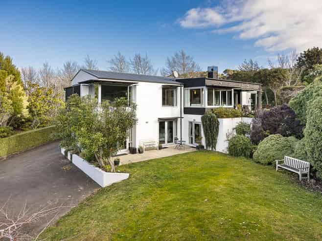 12 Hadley Close, Glenleith