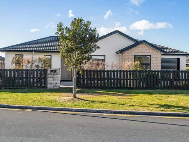 20 Bronze Court, Papamoa