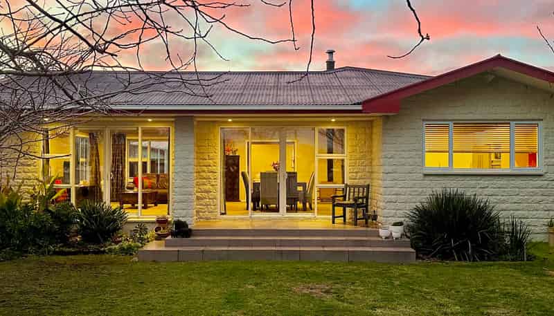 9 Byron Street, GREYMOUTH