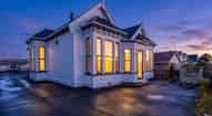 Open gallery