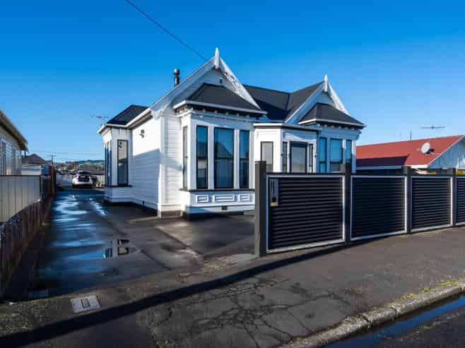 37 Grove Street, SAINT KILDA