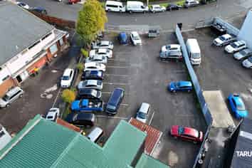 377sqm Industrial + 300sqm Secure Yard