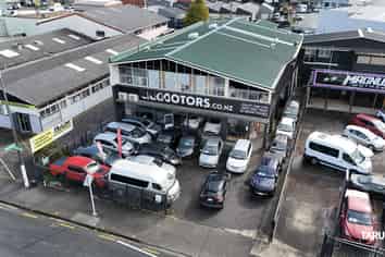 377sqm Industrial + 300sqm Secure Yard