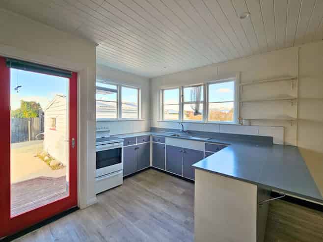 14 Girling Avenue, Mayfield