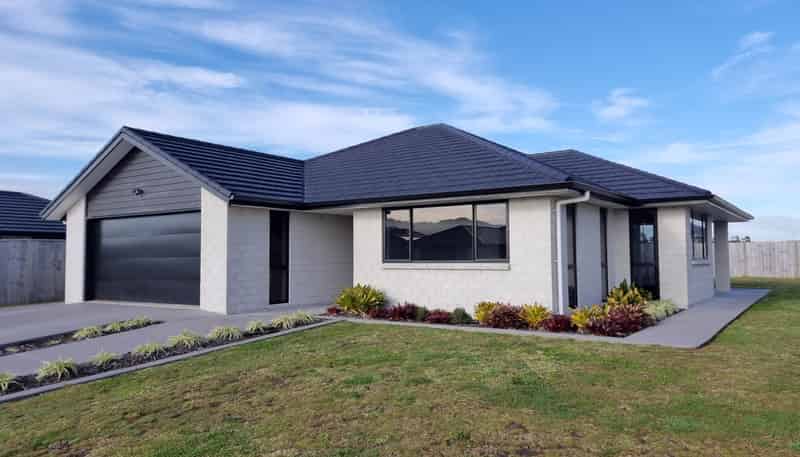 16 Kaurinui Crescent, One Tree Point