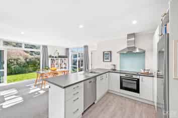 B/90 Stokes Valley Road, Stokes Valley