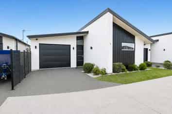 15 Burrow Street, ROLLESTON