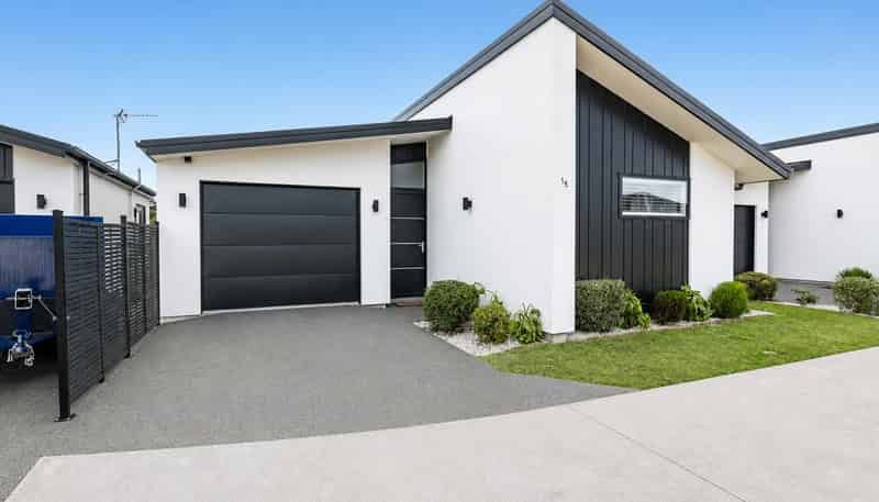 15 Burrow Street, ROLLESTON