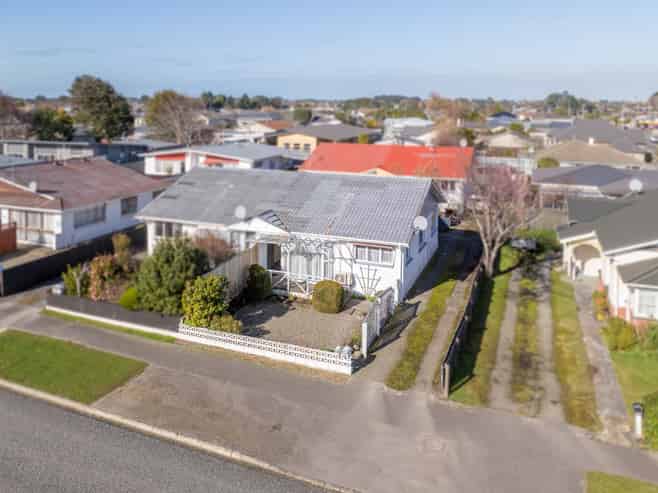 61B Robertson Street, Richmond