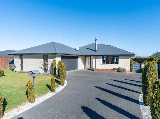 4 Showgate Crescent, Mosgiel