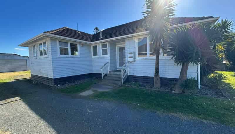 3 Maurice St, Papakura