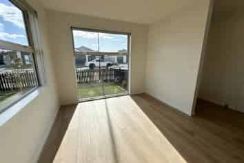 7 Harlequin Drive, Rolleston