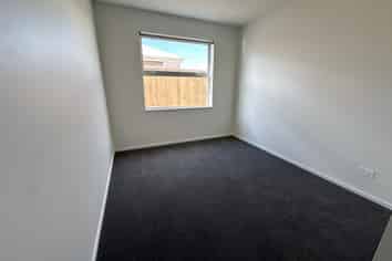 7 Harlequin Drive, Rolleston