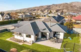 4 Fenwick Crescent, Cromwell