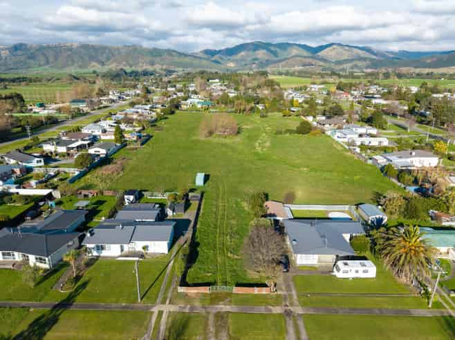 Development land in high-growth Horowhenua