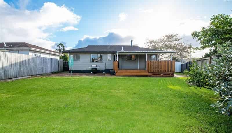8 Forest Hill Road, Henderson