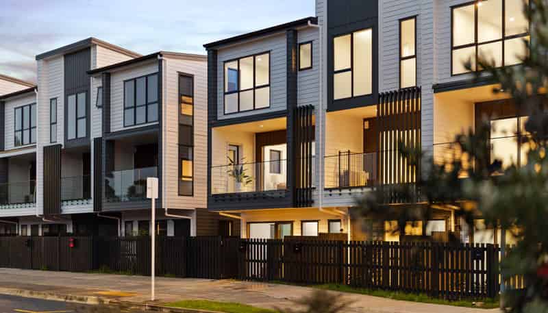 8/10 Scott Road, Hobsonville
