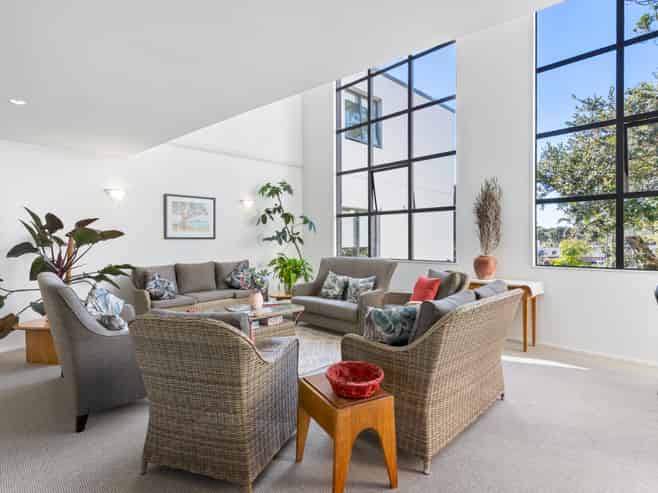 7-9 Ramsgate Terrace, Mairangi Bay