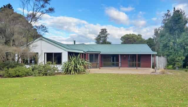 29 Ruahine Street, Dannevirke