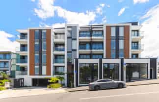 202/19 Rawene Road, Birkenhead