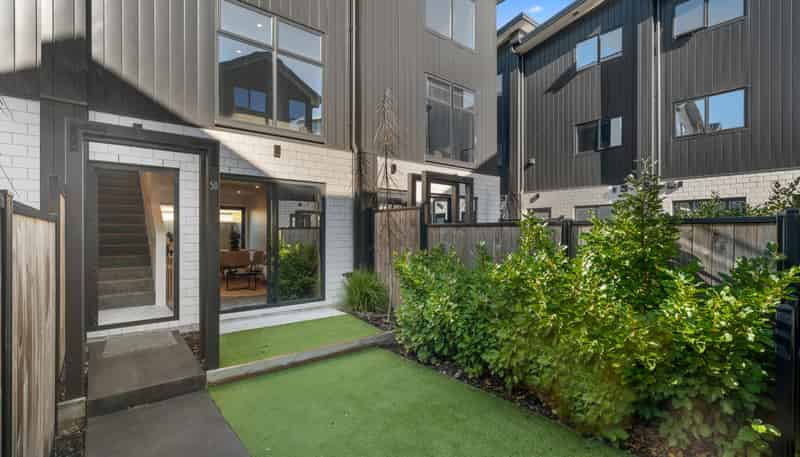 2/50 Stewart Street, Christchurch Central