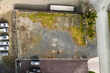 Secure Lease|Established Tenant|Premium Exposure