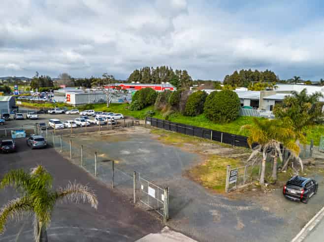 Secure Lease|Established Tenant|Premium Exposure