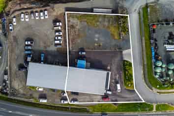 Secure Lease|Established Tenant|Premium Exposure