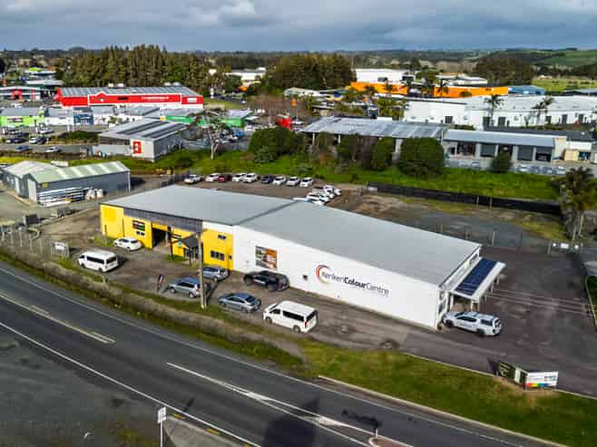 Secure Lease|Established Tenant|Premium Exposure