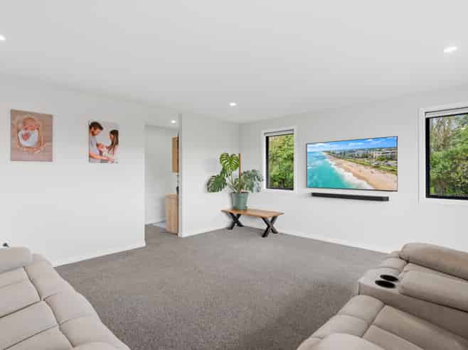 42 Arcadia Place, Seaward Bush