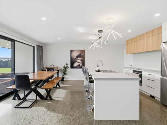 42 Arcadia Place, Seaward Bush