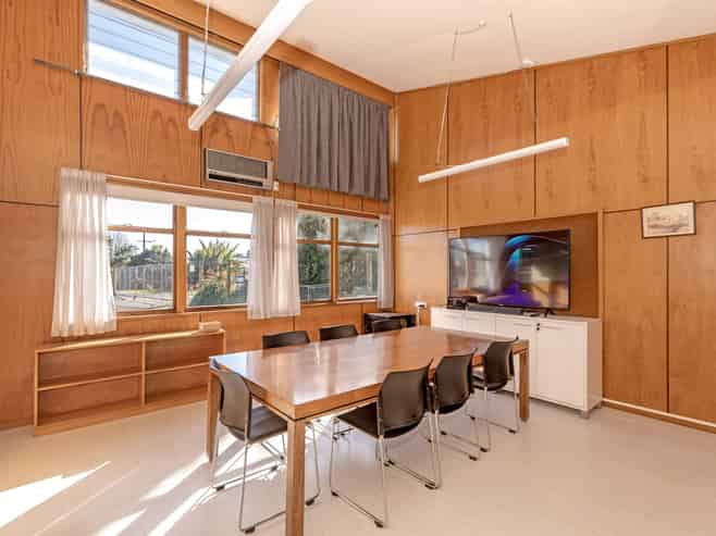 Secure income with space to occupy