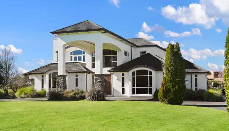 270 Holmwood Drive, Ngahinapouri