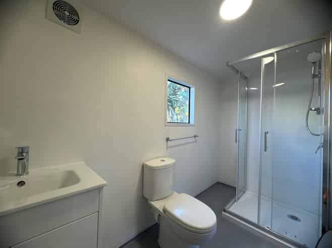 127 Edgewater Drive, Pakuranga
