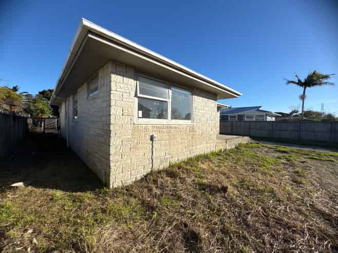 127 Edgewater Drive, Pakuranga