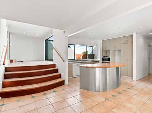 11A Saddleback Rise, Murrays Bay