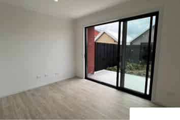 13 Erina Road, Manukau