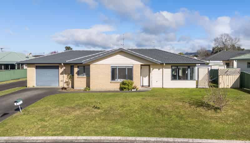 3 Donegal Place, Katikati