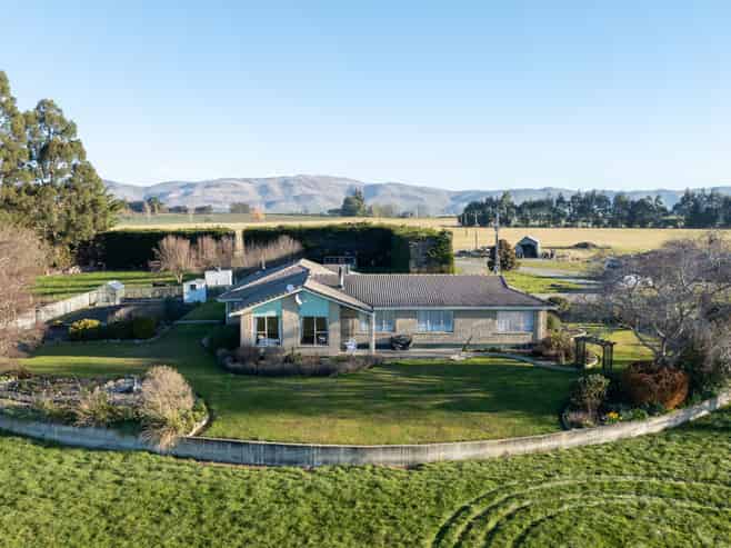 660 Mandeville Kingston Crossing Road, Riversdale