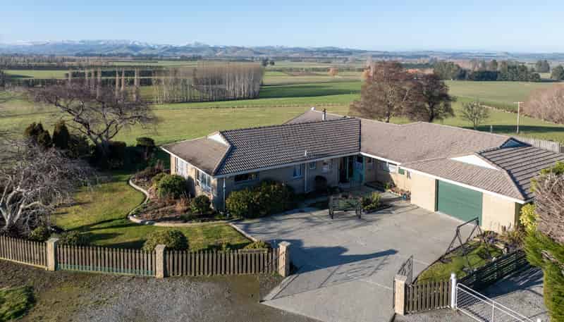660 Mandeville Kingston Crossing Road, Riversdale