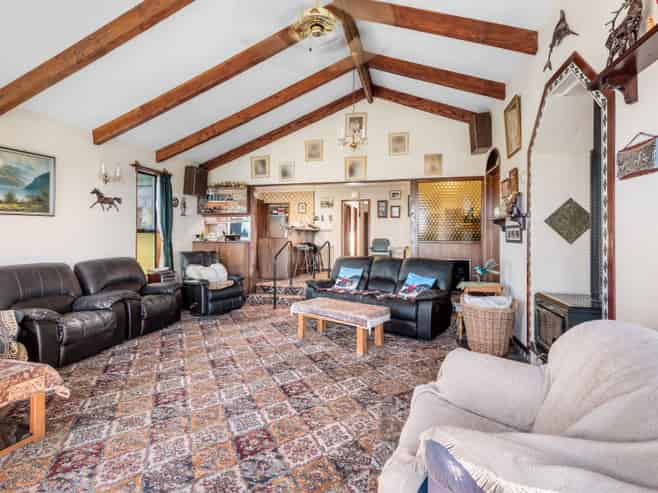 660 Mandeville Kingston Crossing Road, Riversdale